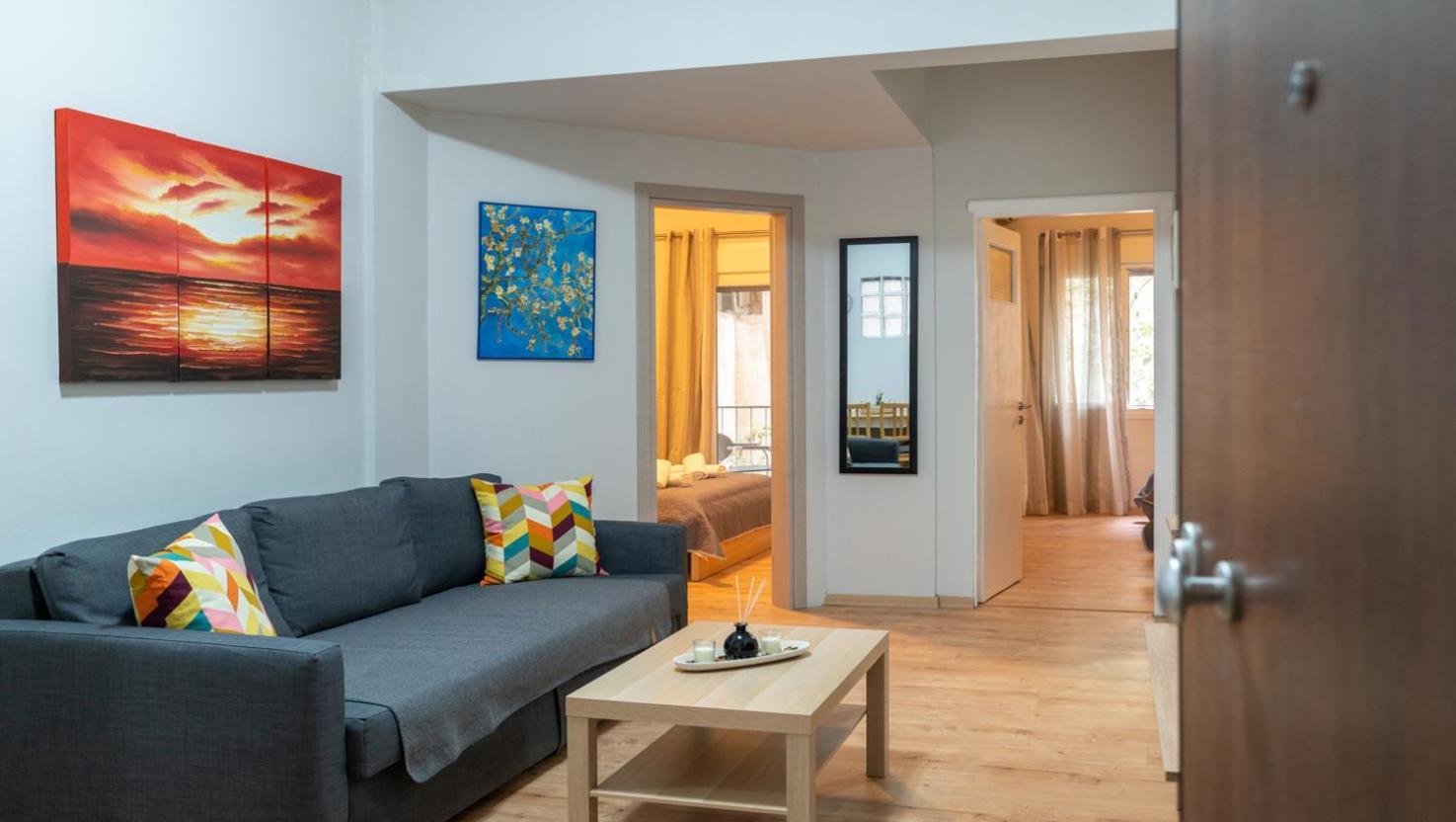 Entire Apt, 2 Bdrm, City Center Atena Exterior foto